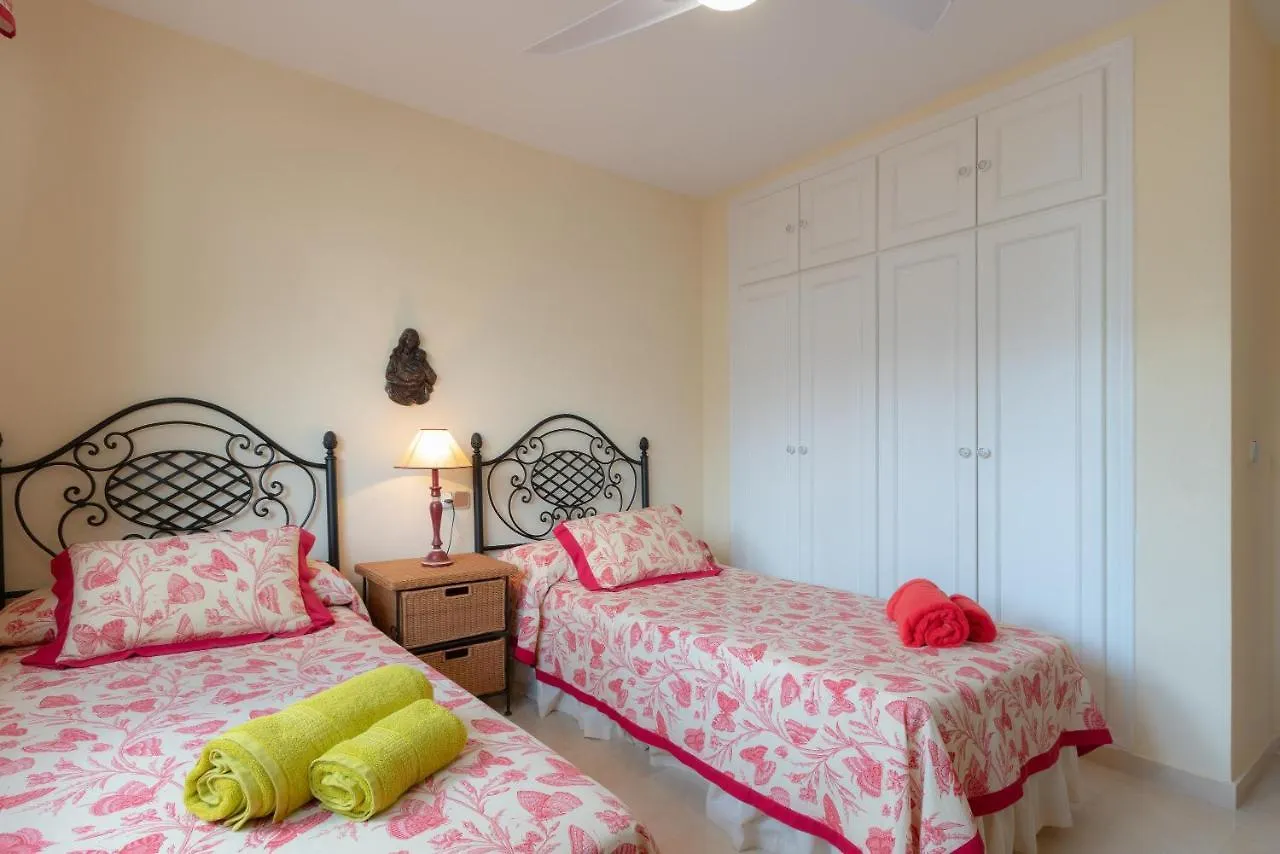 Apartamento Las Chapas Marbella