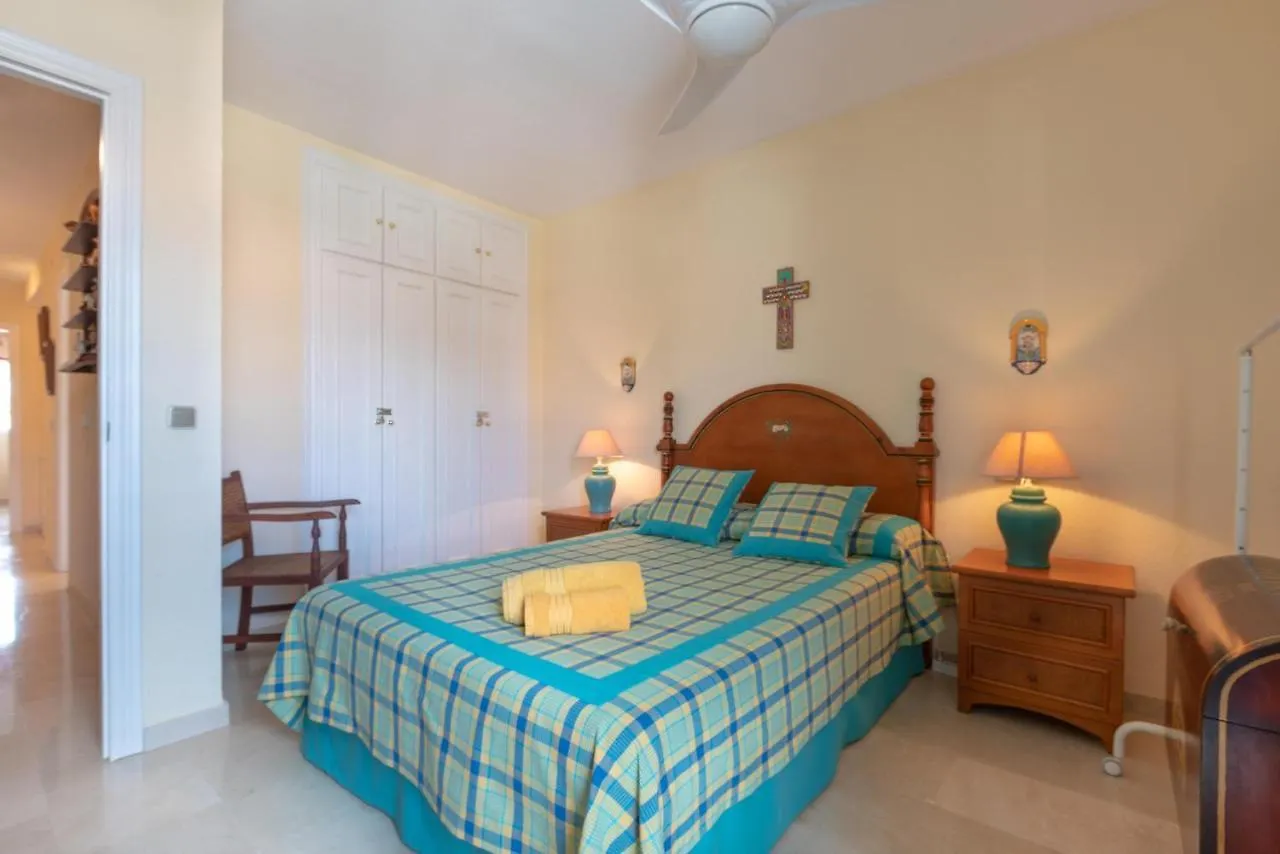 Apartamento Las Chapas Marbella